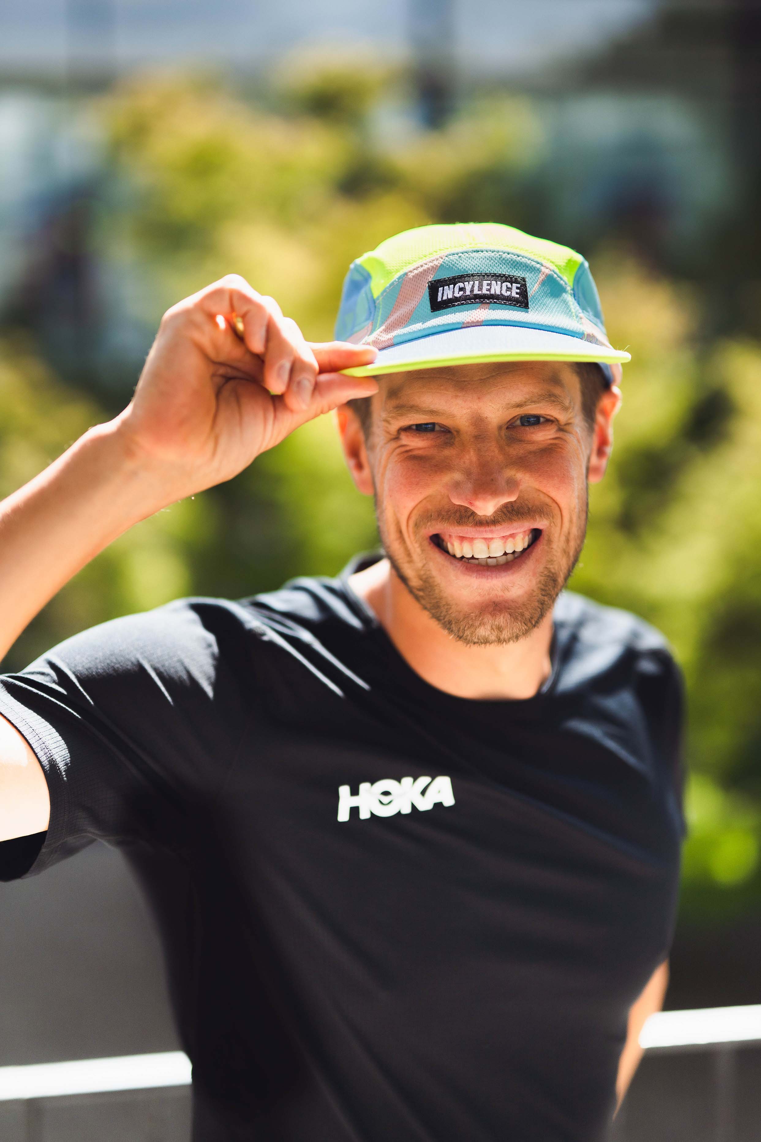 INCYLENCE RUNNING CAP ELECTRIC THUNDER