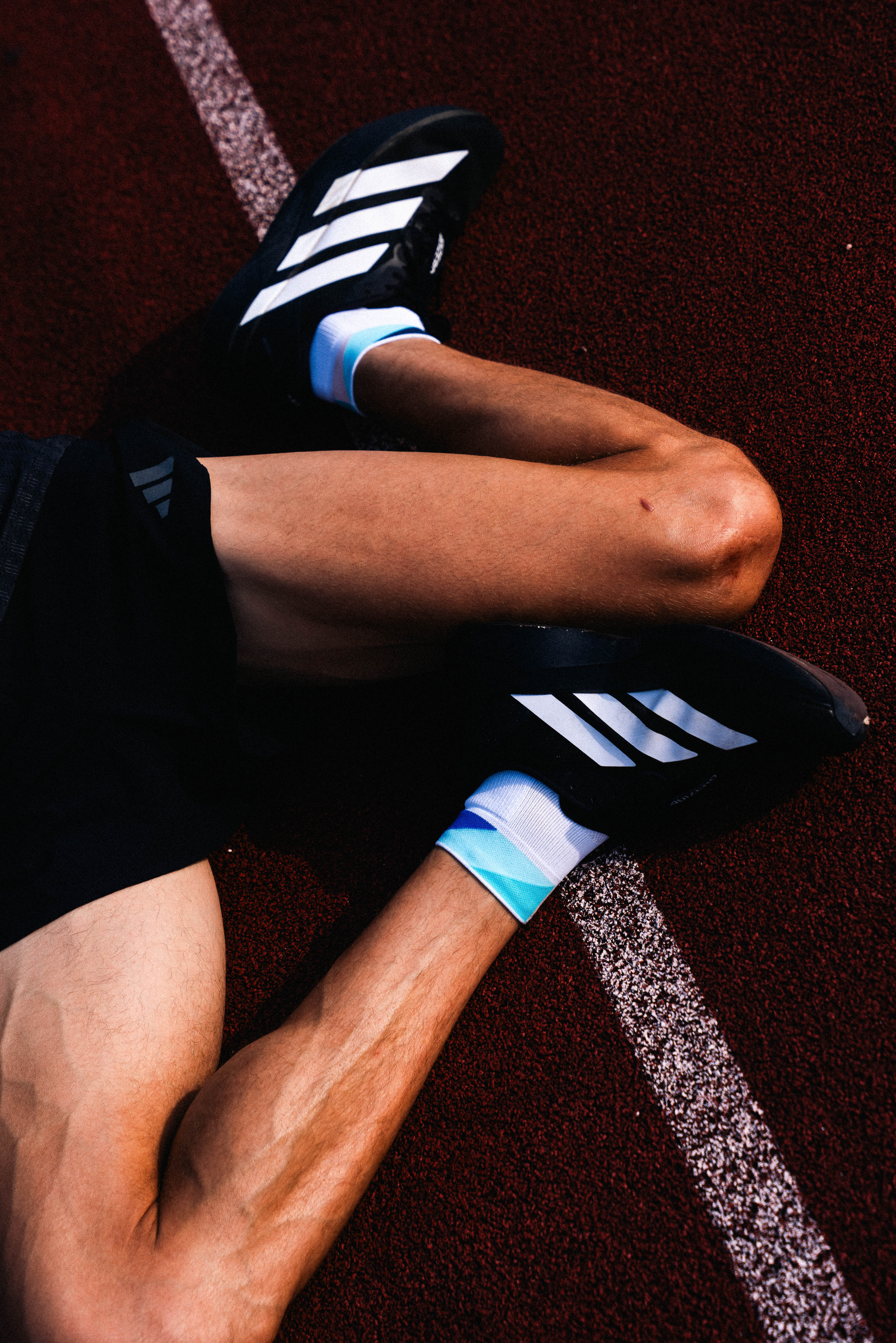 INCYLENCE RUNNING POLYGONS SHORT NAVY MINT