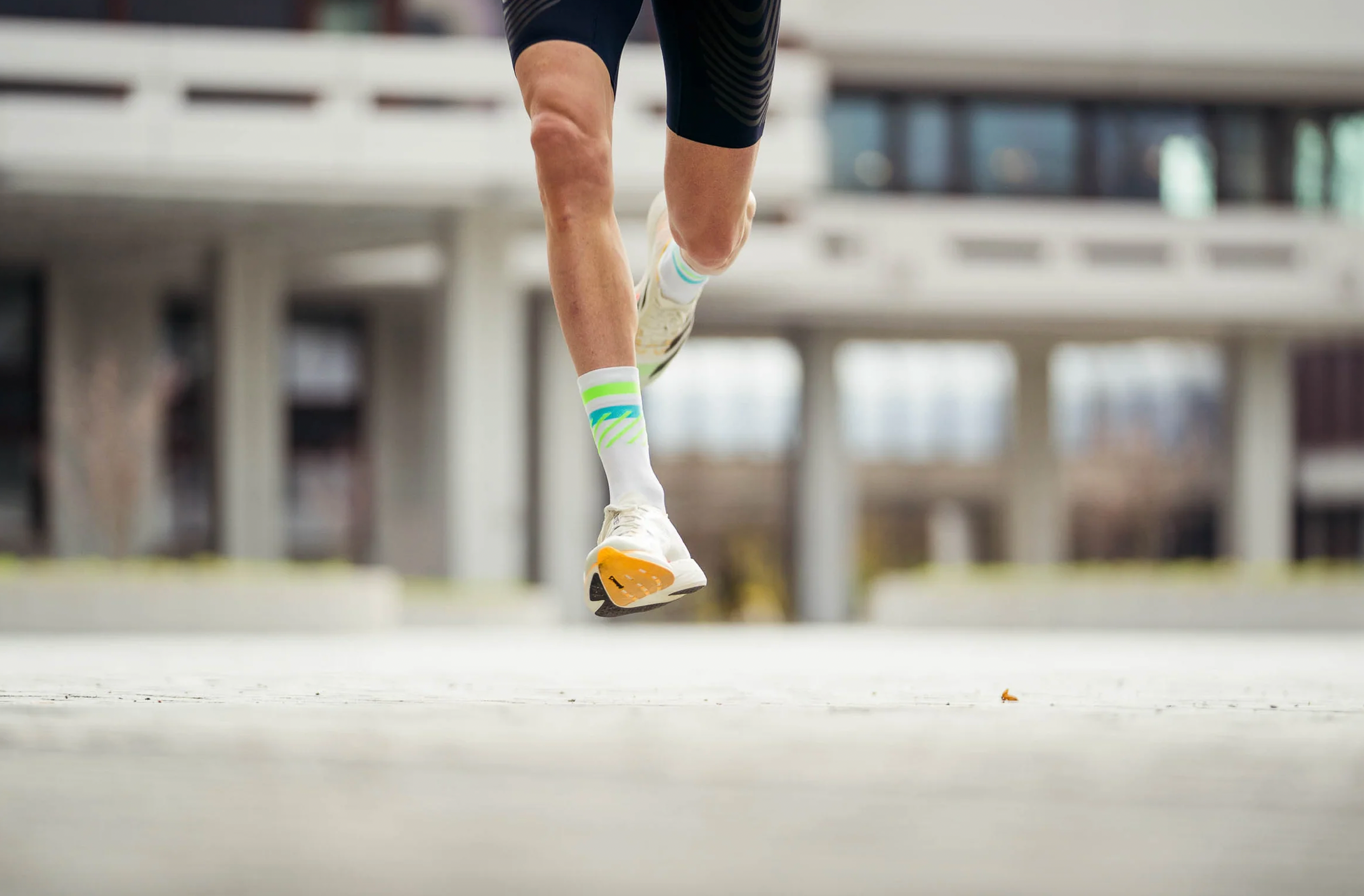 INCYLENCE RUNNING DISRUPTS GREEN CYAN