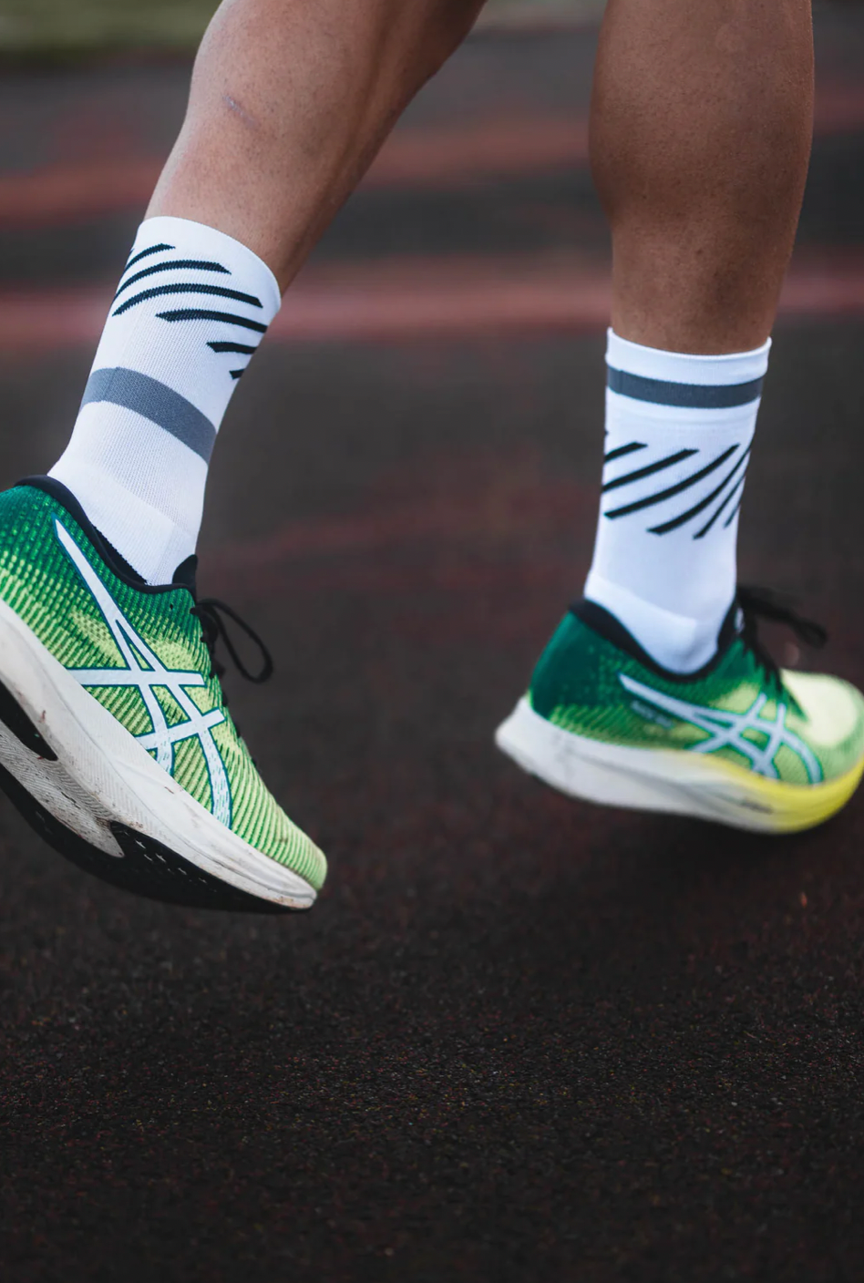 INCYLENCE RUNNING DISRUPTS WHITE