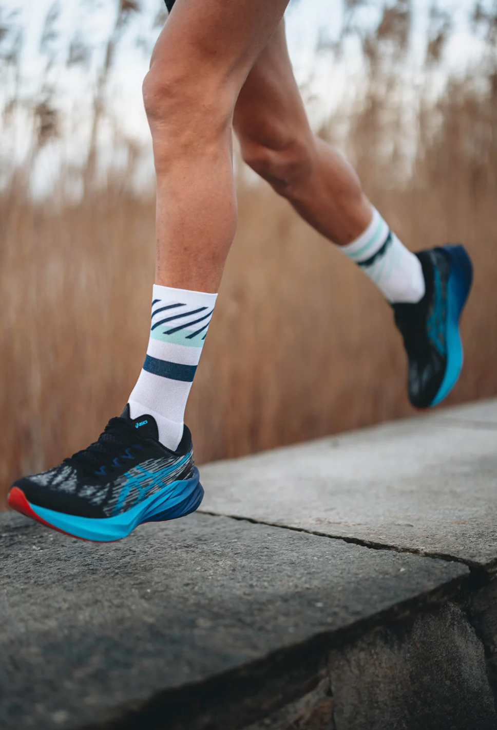 INCYLENCE RUNNING DISRUPTS NAVY BLUE MINT