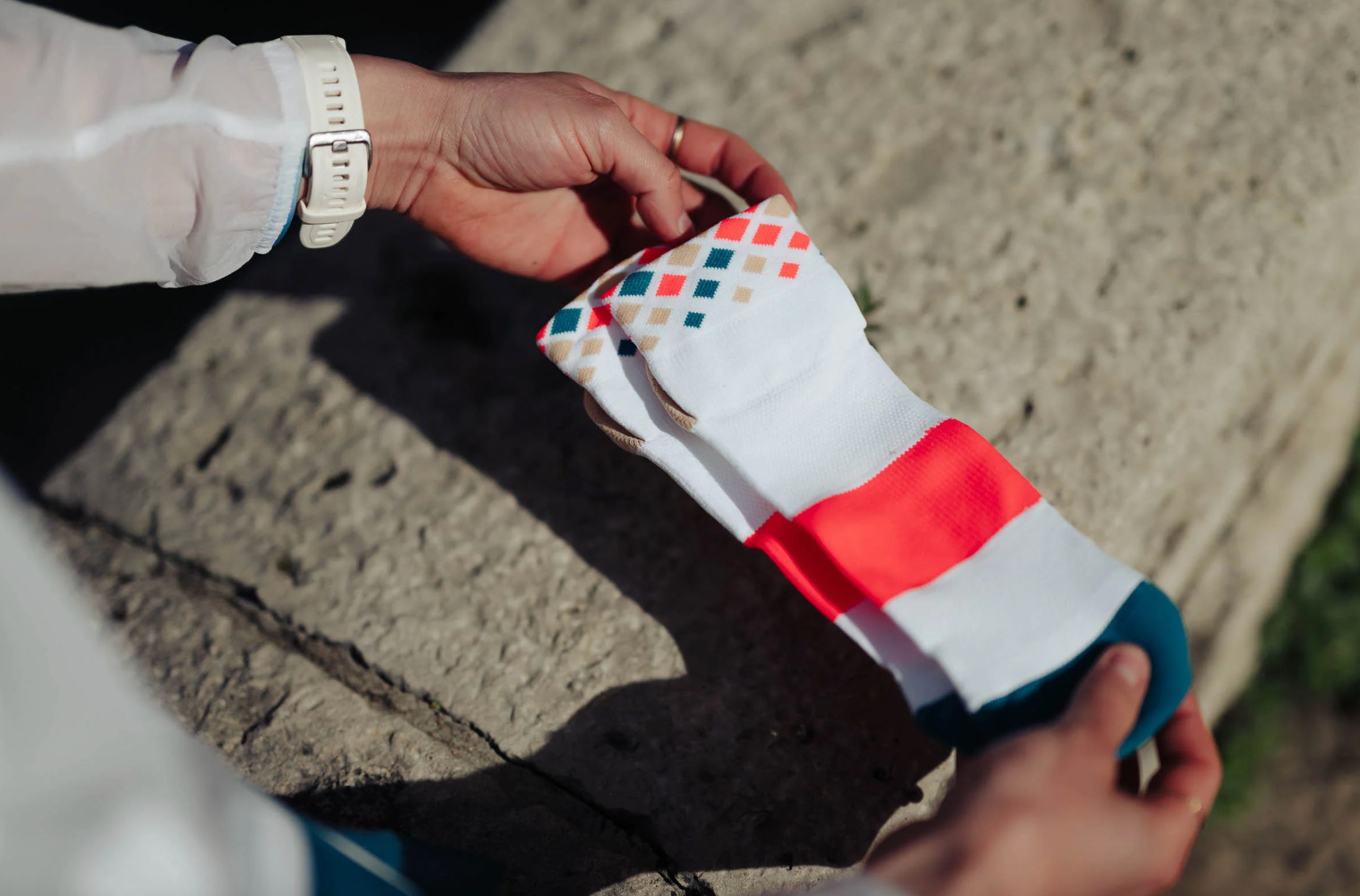 INCYLENCE RUNNING CRYSTALS SHORT WHITE INFERNO