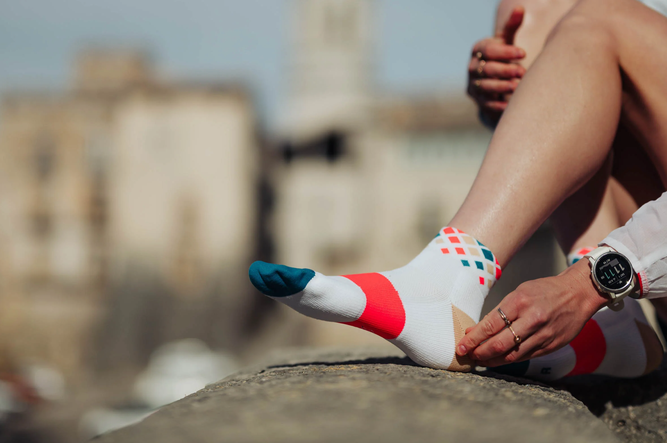 INCYLENCE RUNNING CRYSTALS SHORT WHITE INFERNO