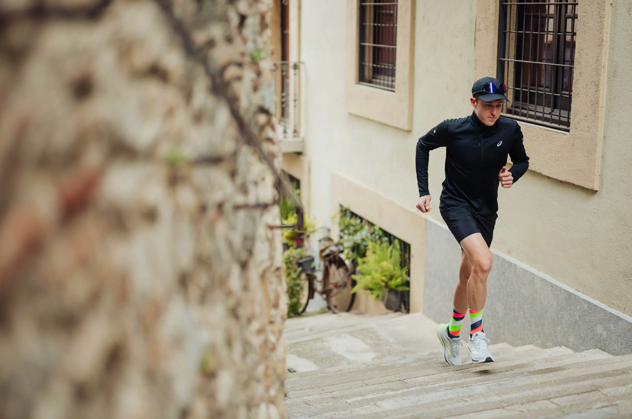 INCYLENCE RUNNING LOOPS NAVY GREEN INFERNO