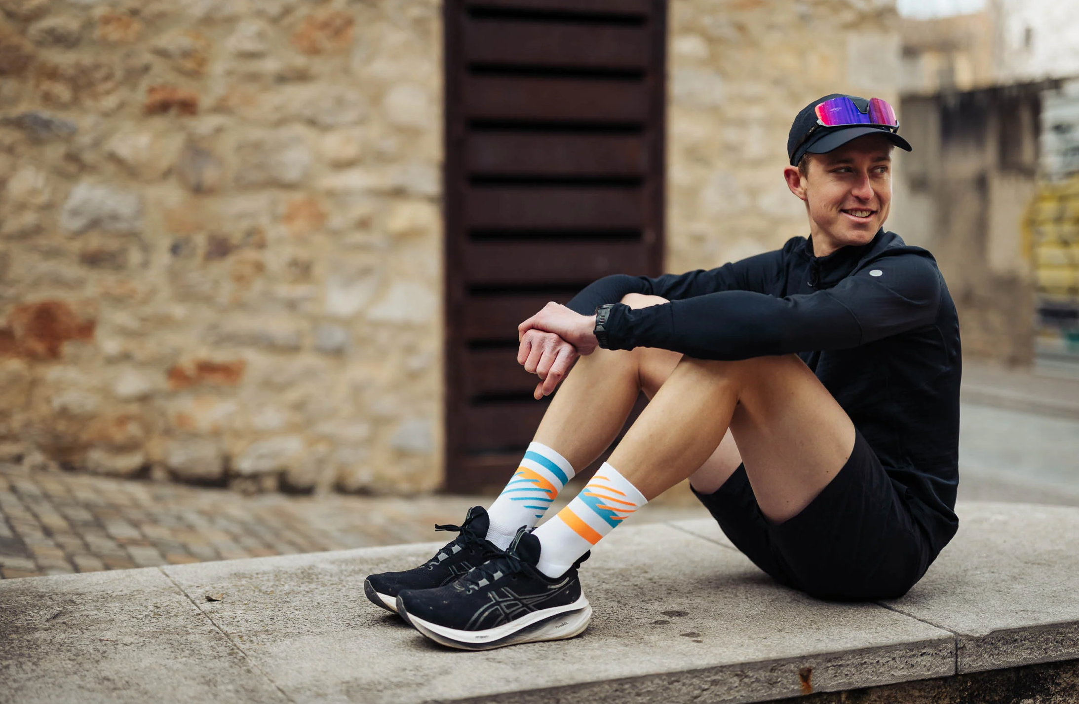 INCYLENCE RUNNING DISRUPTS WHITE BLUE ORANGE