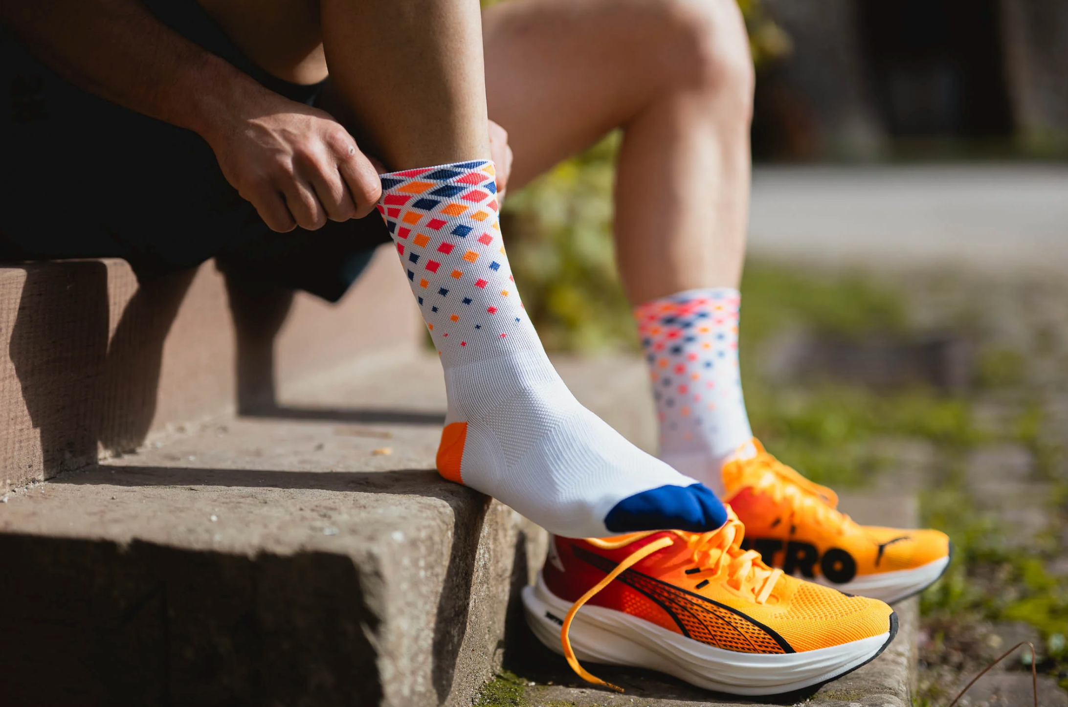 INCYLENCE RUNNING CRYSTALS WHITE PURPLE ORANGE