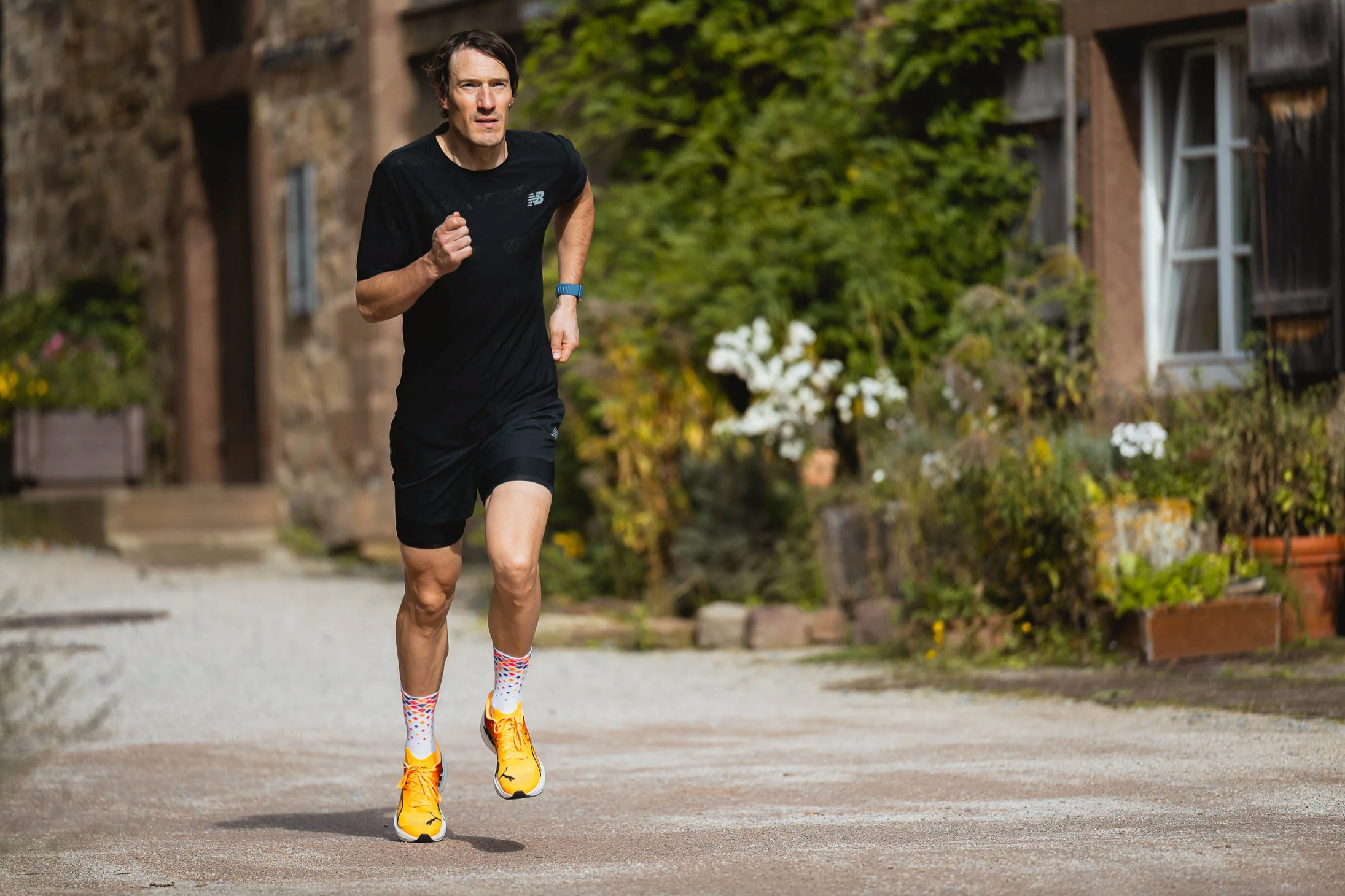 INCYLENCE RUNNING CRYSTALS WHITE PURPLE ORANGE