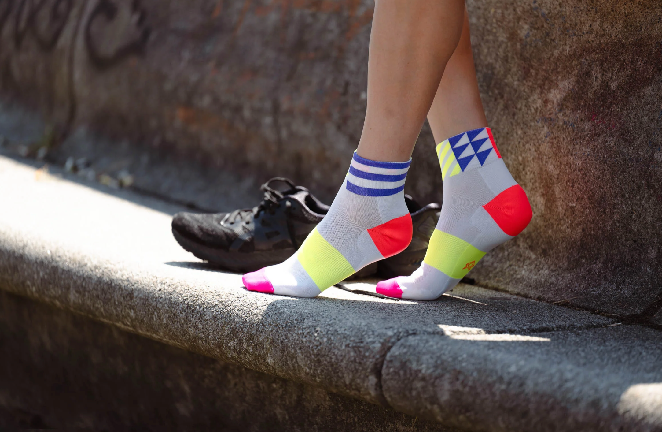 INCYLENCE ULTRALIGHT ELEMENTS SHORT WHITE PINK