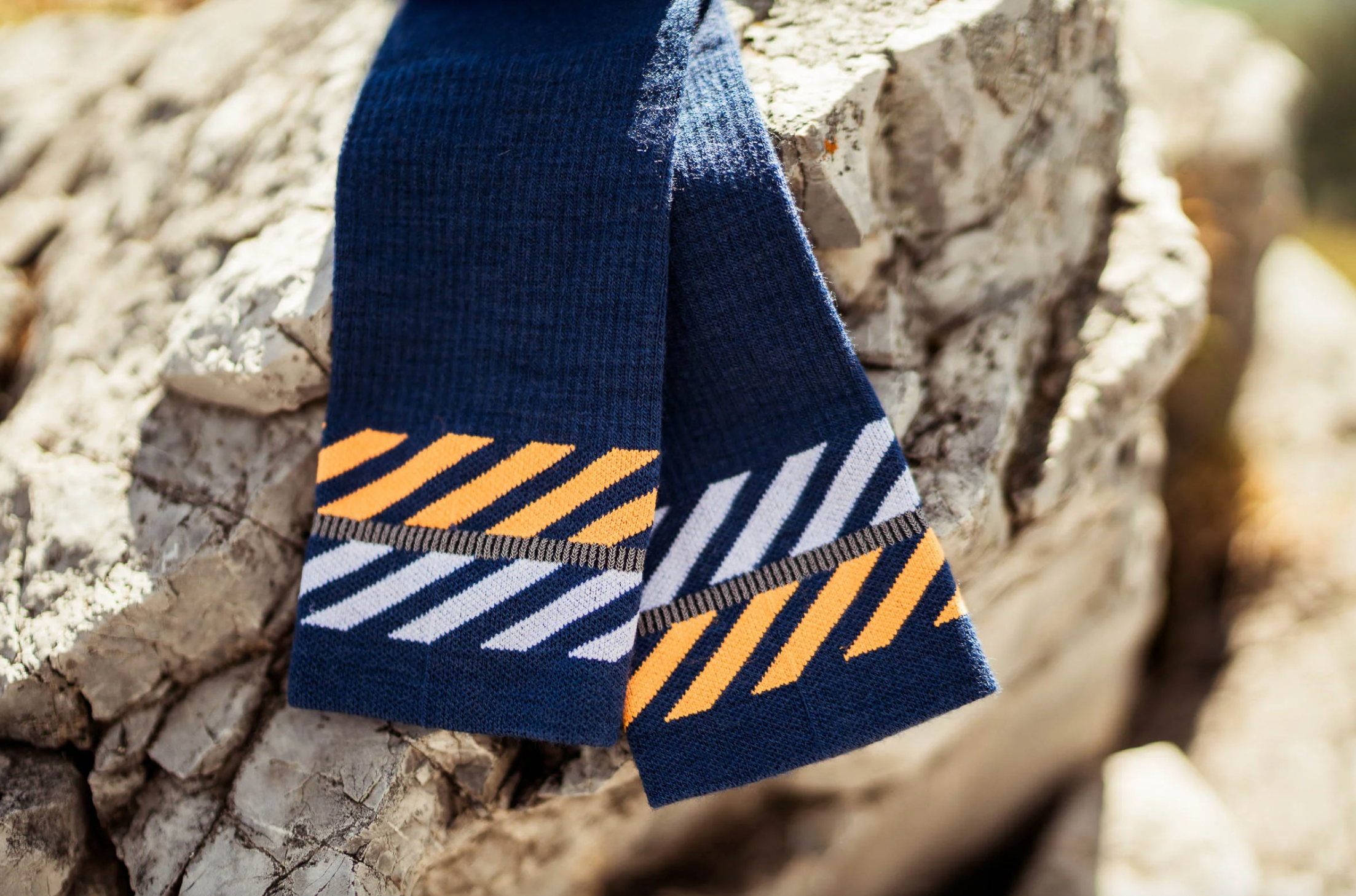 INCYLENCE MERINO LIGHT LANES NAVY ORANGE