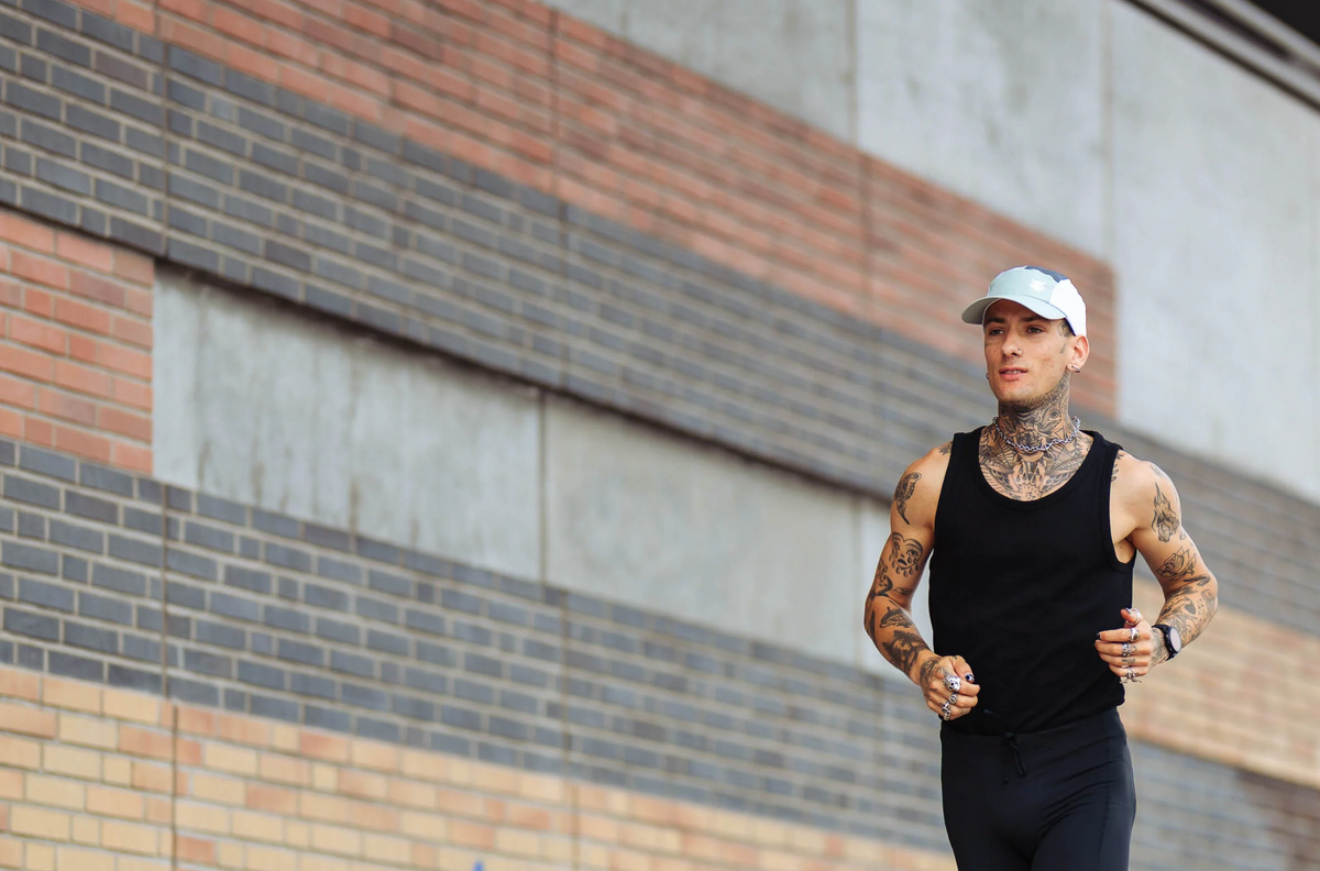 INCYLENCE RUNNING CAP AIRGRIDS HAZE