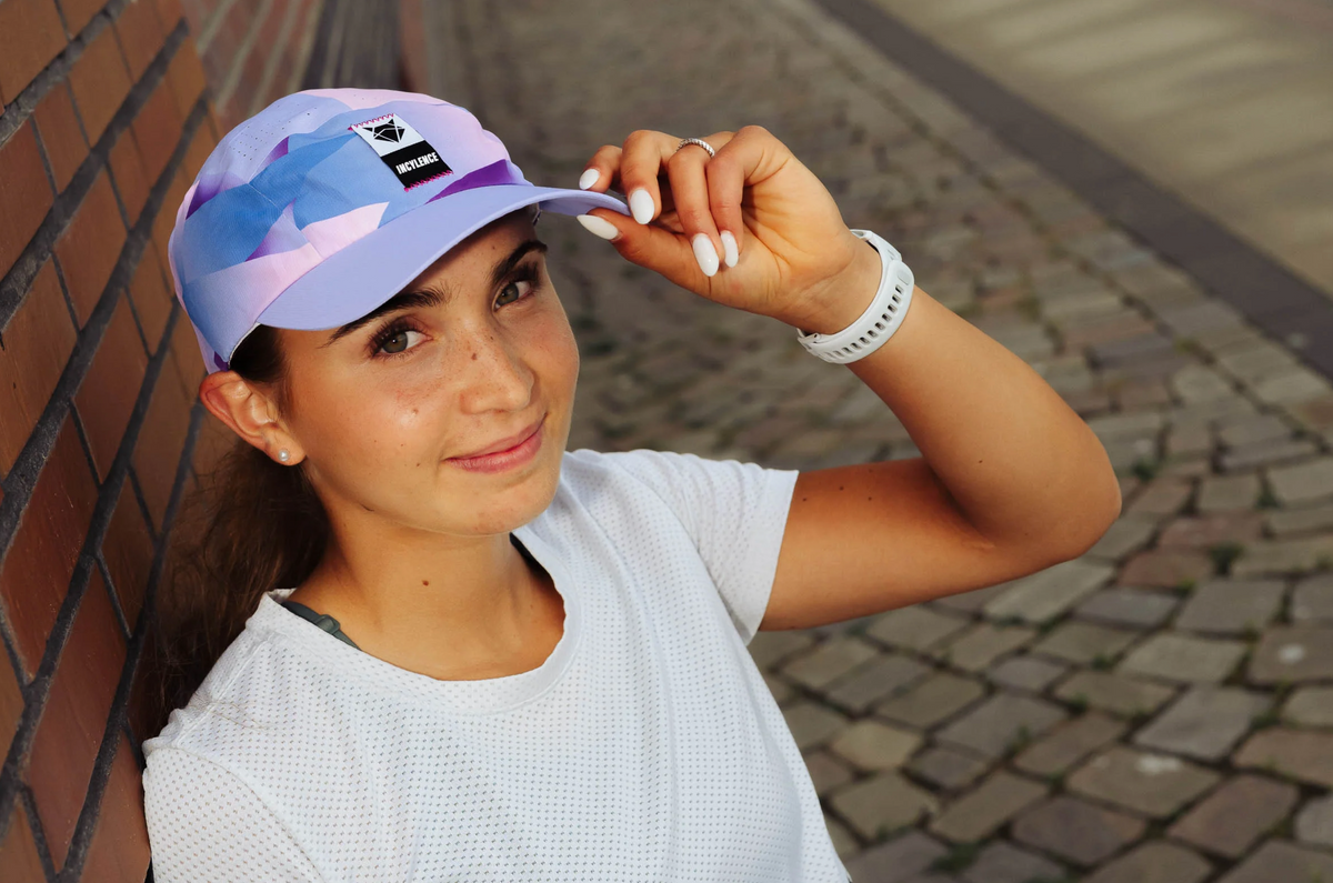 INCYLENCE RUNNING CAP COSMIC FLOW