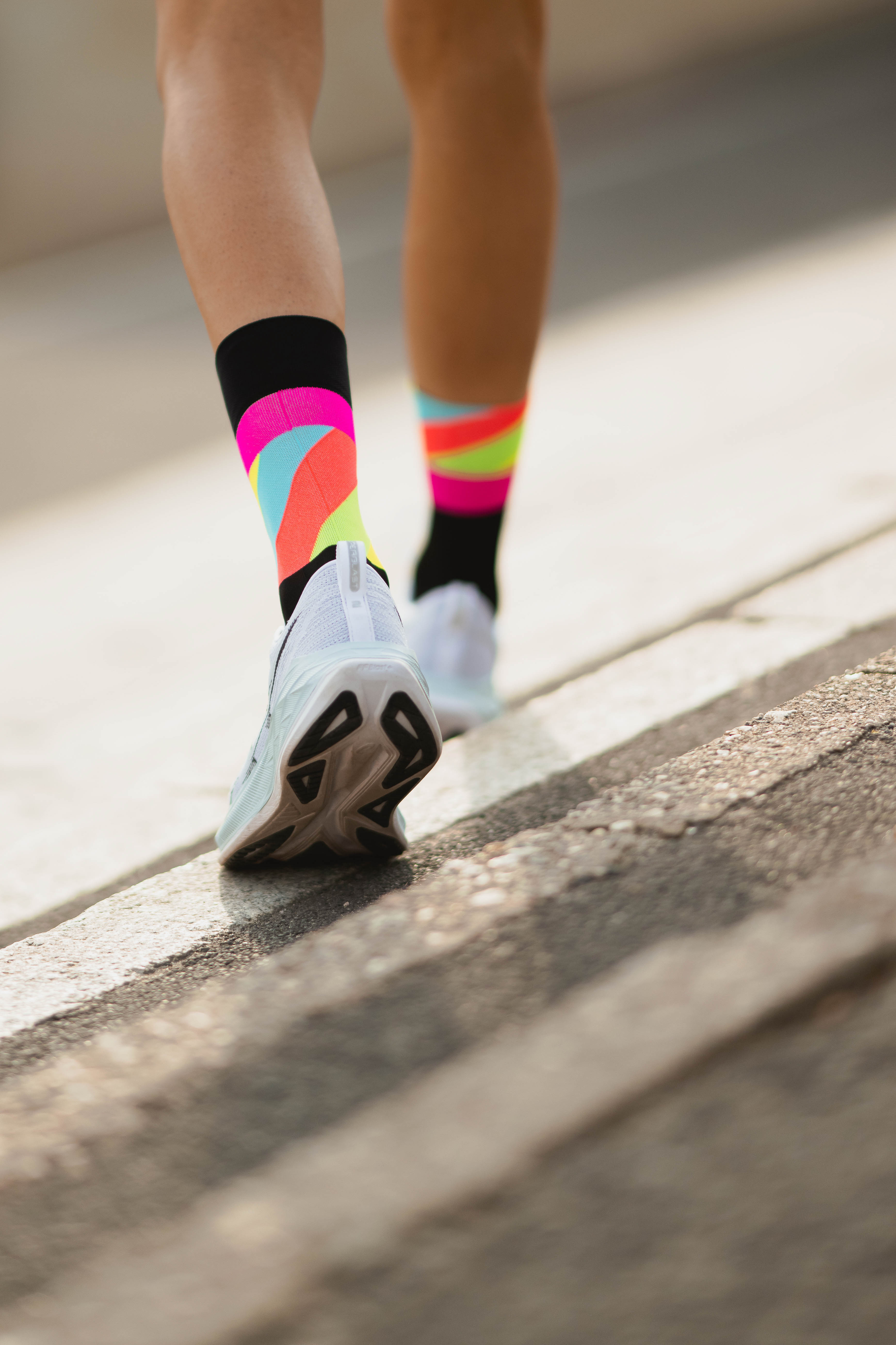 INCYLENCE ULTRALIGHT STRIDES BLACK PINK CANARY