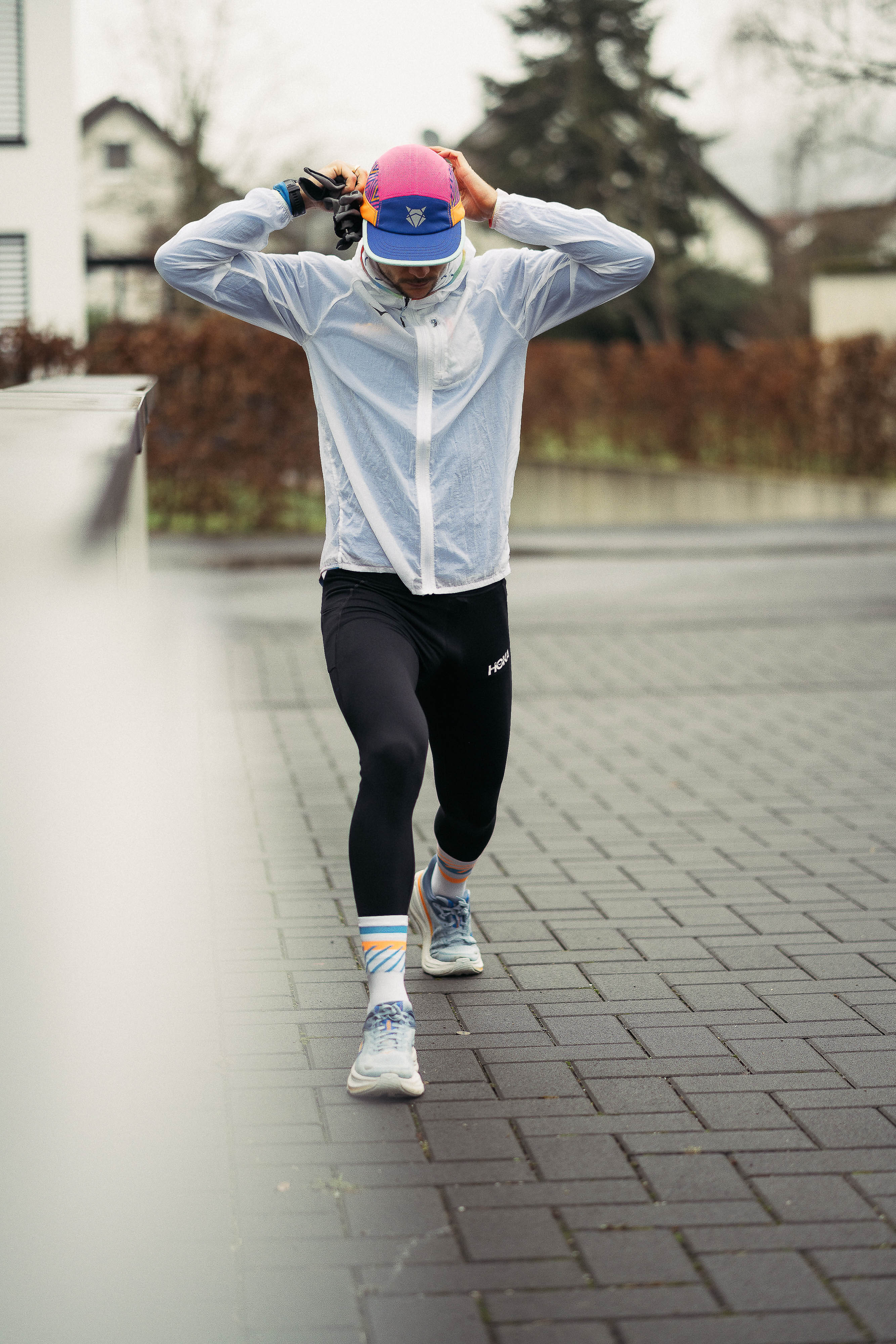 INCYLENCE RUNNING CAP SUNSET VIBRANCE
