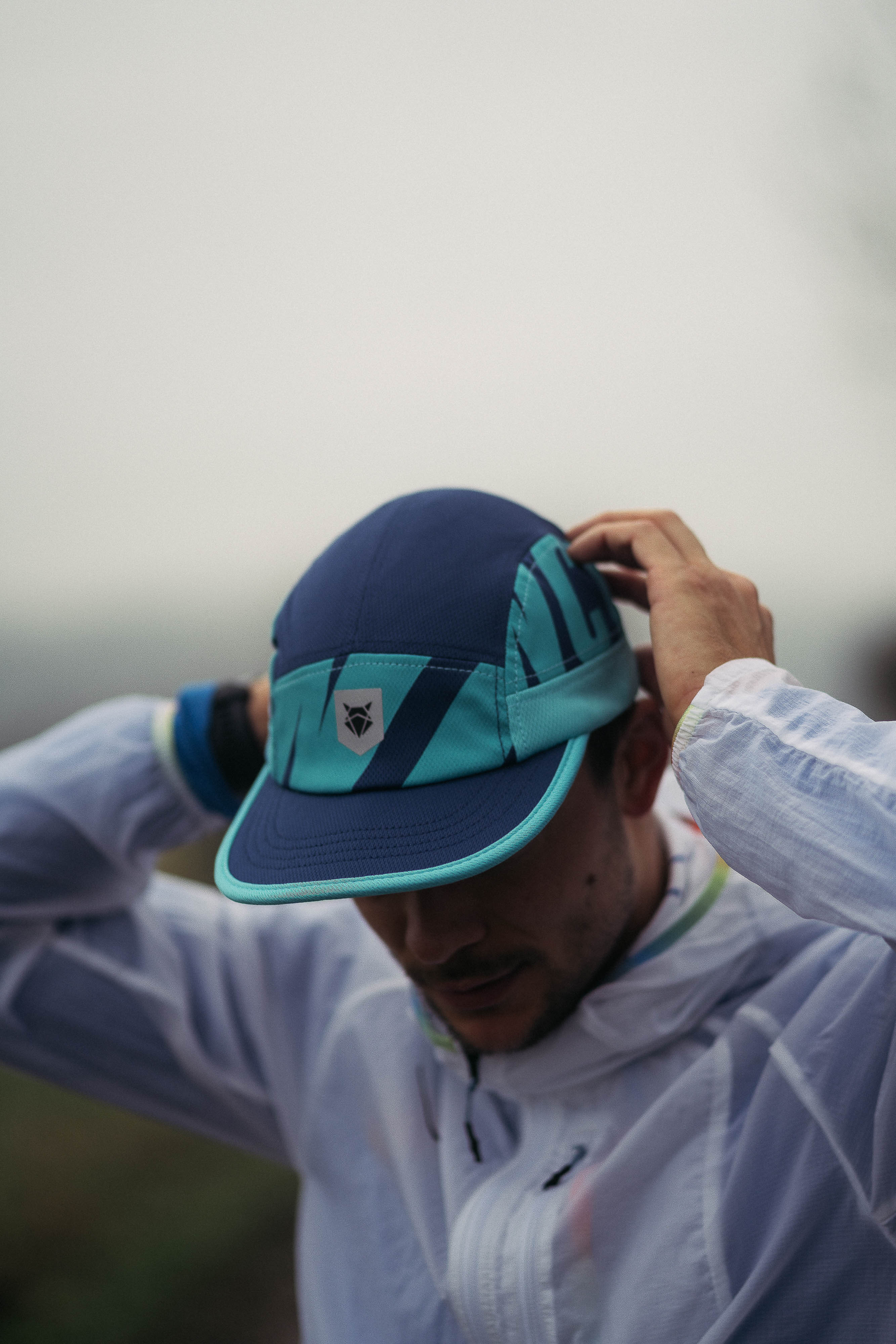 INCYLENCE RUNNING CAP COSMIC WAVE