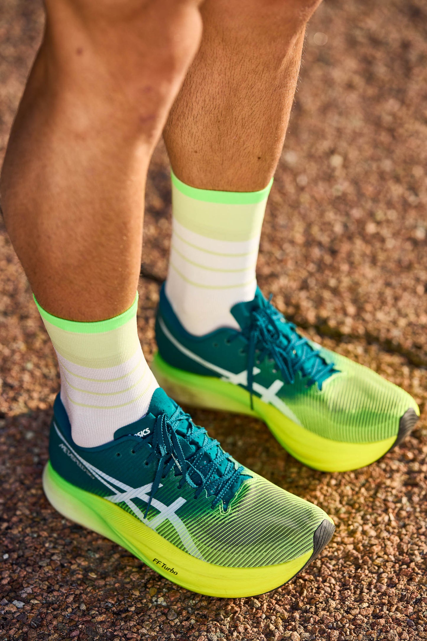 INCYLENCE ULTRALIGHT STRIPES V2 GREEN