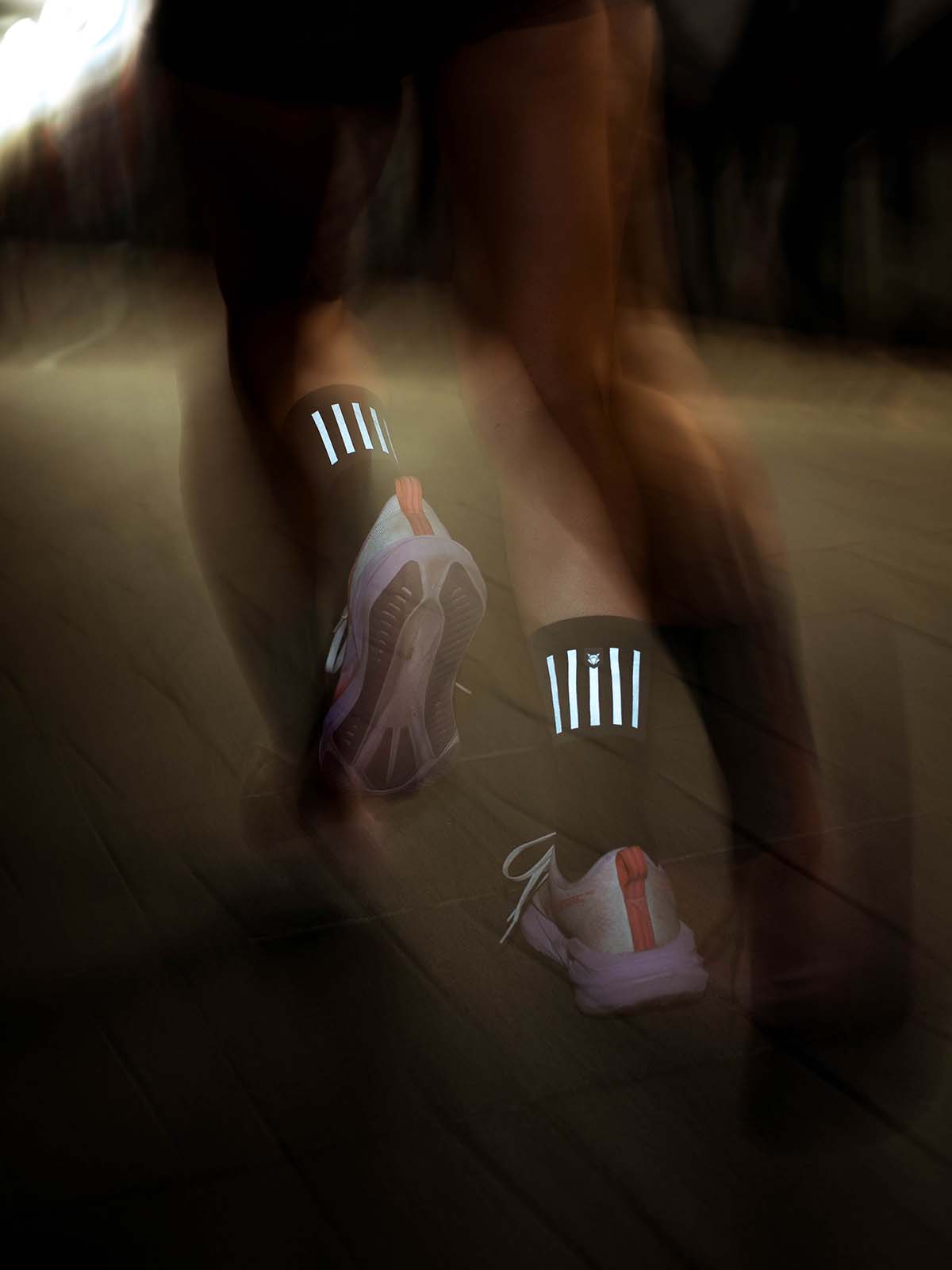 INCYLENCE HIGH-VIZ V3 BLACK