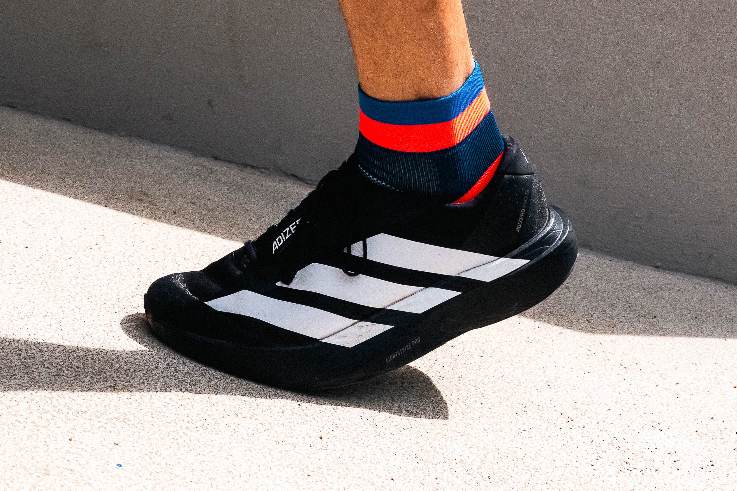 INCYLENCE RUNNING BANDS SHORT TRICOLORE