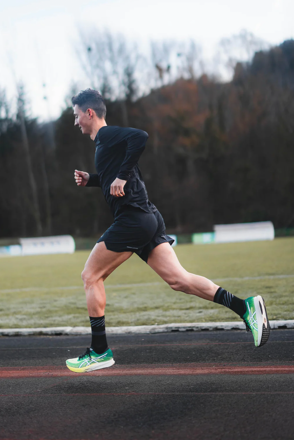 INCYLENCE RUNNING DISRUPTS BLACK