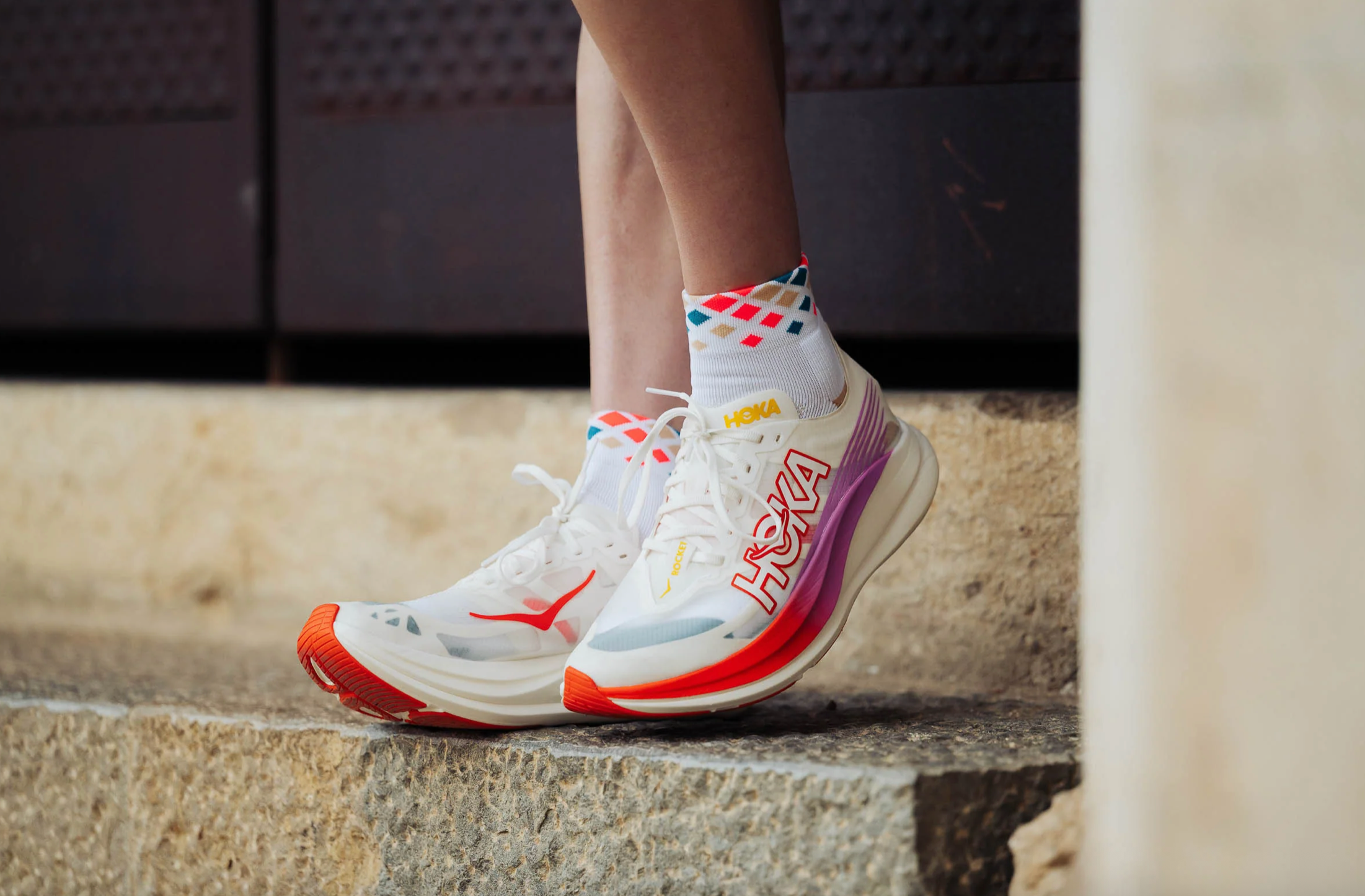 INCYLENCE RUNNING CRYSTALS SHORT WHITE INFERNO